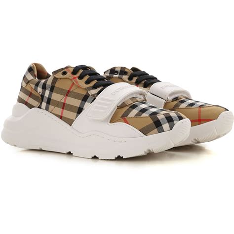 burberry schuhe frauen|burberry shoes for women.